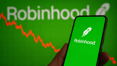 Graph showing Robinhood's revenue growth and crypto trading decline.