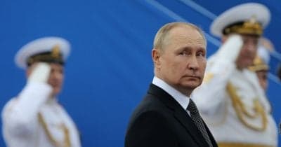 President Putin signing the cryptocurrency regulation law in Russia