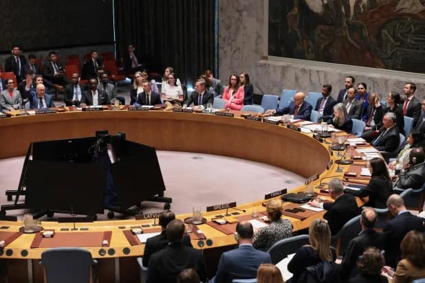 Russia and China veto Bahraini UN resolution on Strait of Hormuz navigation