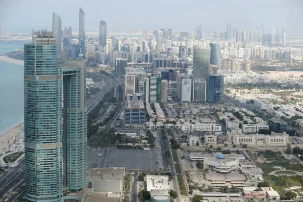 Debris from intercepted missile injures three at Abu Dhabi gas complex