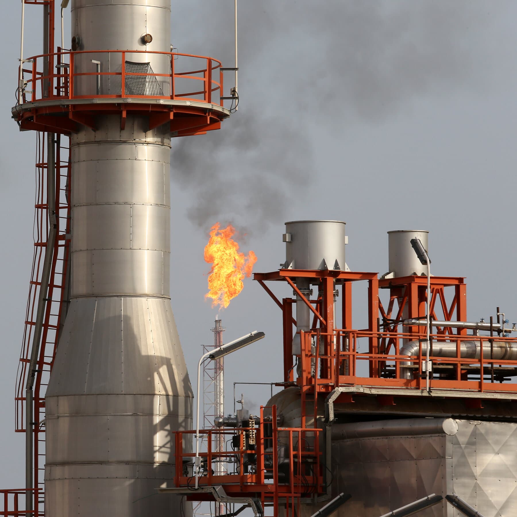 Israeli Airstrikes on South Pars Gas Field Trigger Iranian Retaliation and Surge in Oil Prices