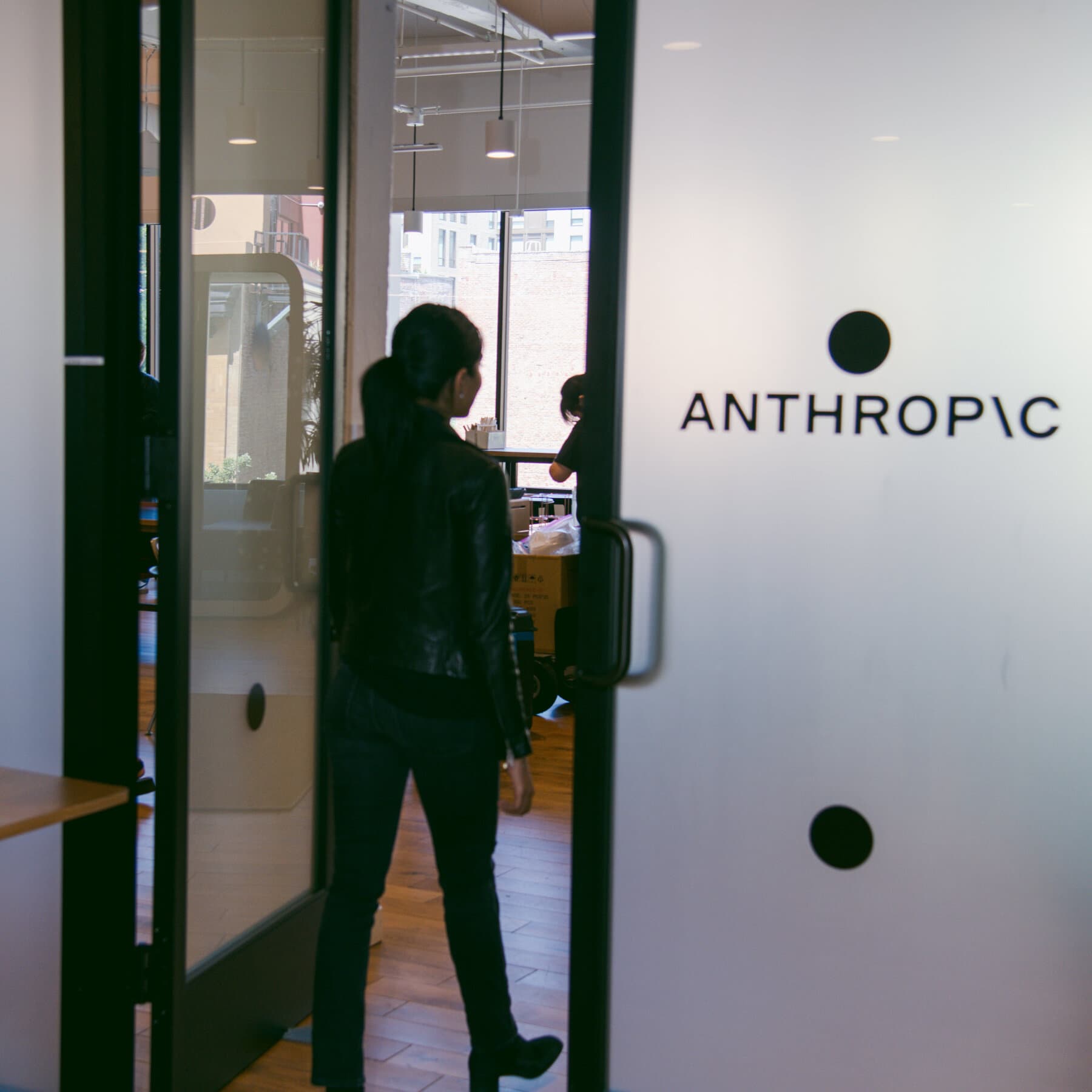 U.S. Judge Temporarily Blocks Pentagon's Supply Chain Risk Designation Against Anthropic