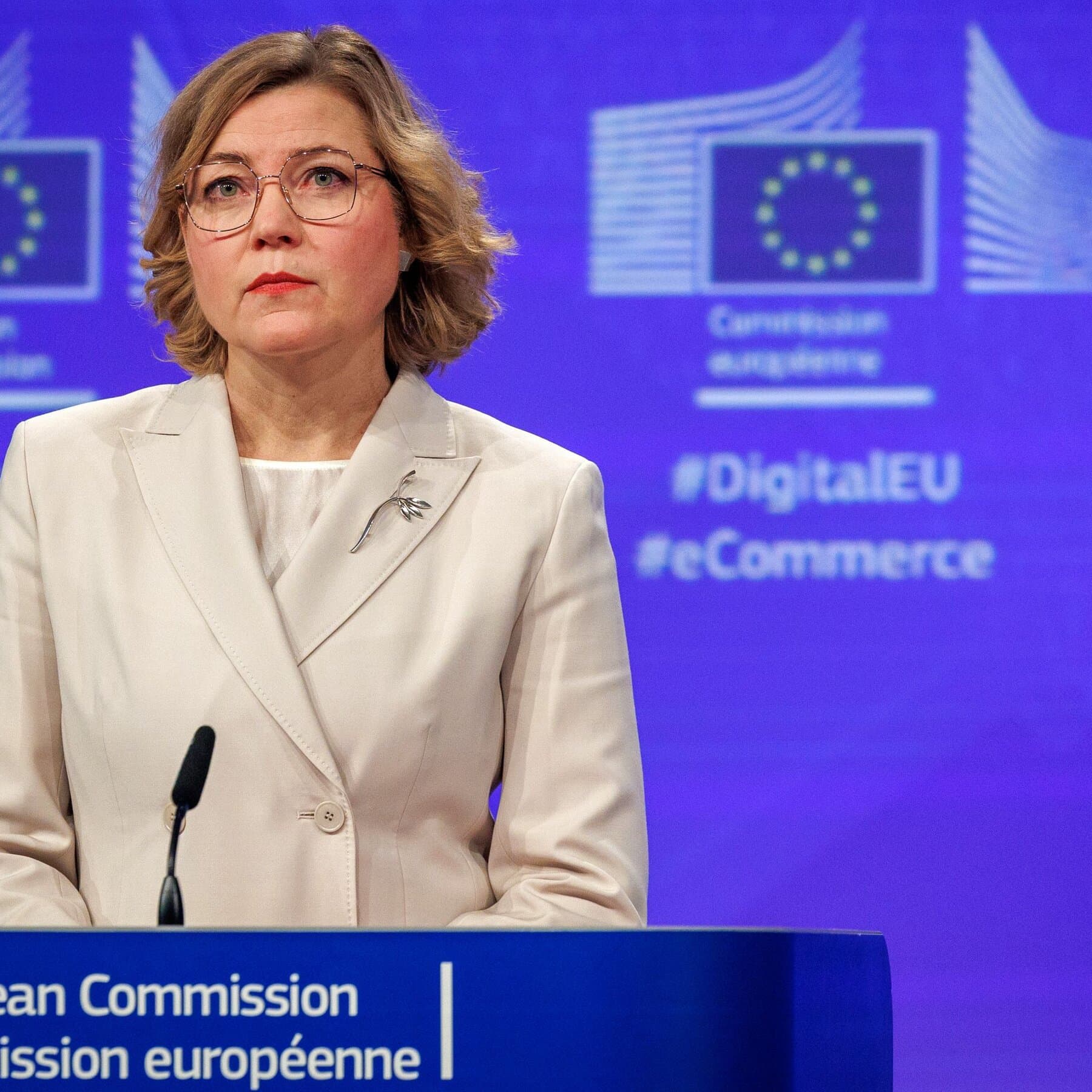 European Commission Investigates Snapchat for Child Safety Violations