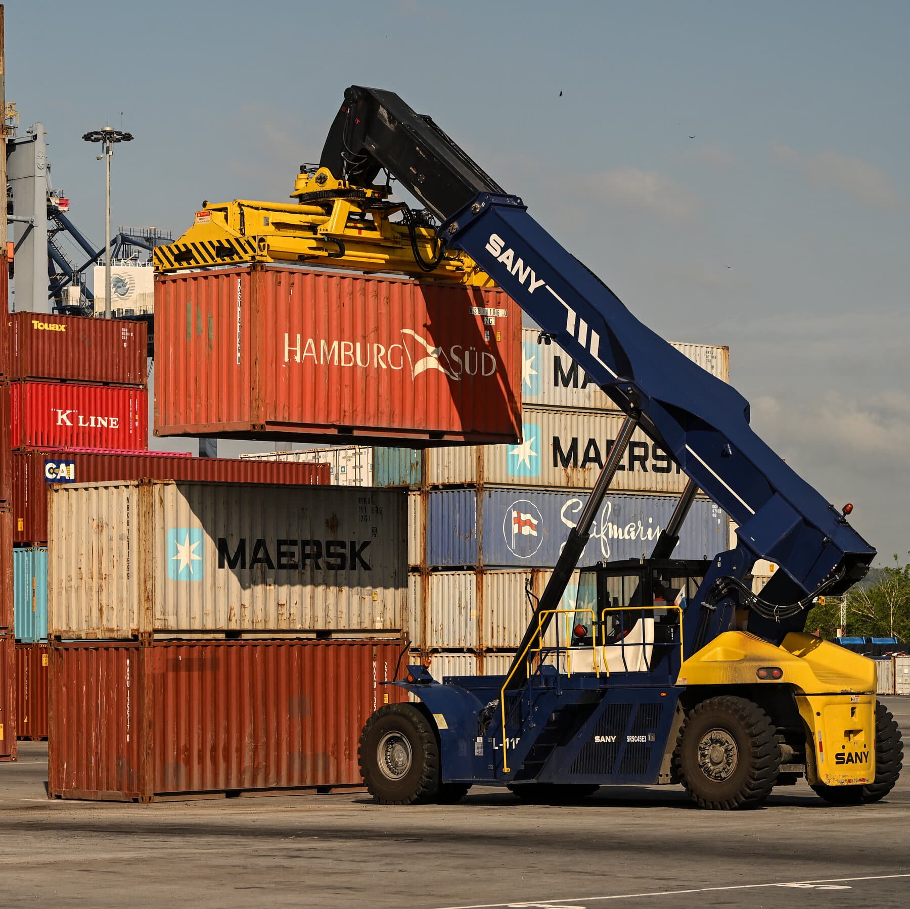 IMF Lowers Global Growth Forecast to 3.1 Percent Amid Iran War Oil Disruptions