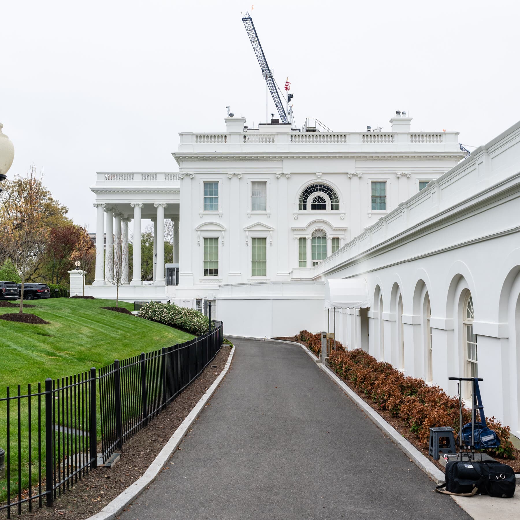 White House and Anthropic Engage in AI Collaboration Talks Amid Tensions