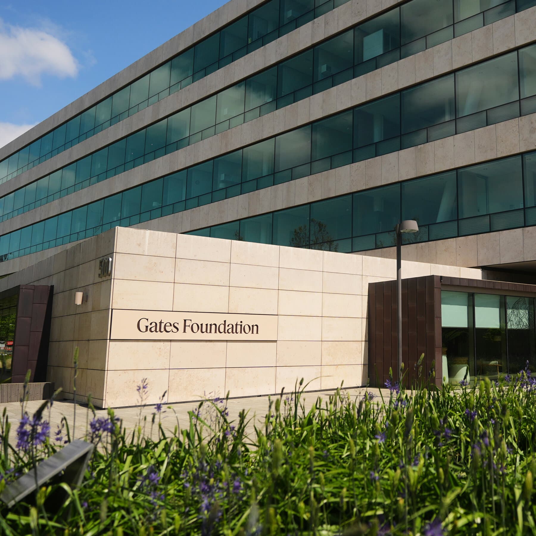 Bill & Melinda Gates Foundation Launches Review of Epstein Ties Amid Scrutiny