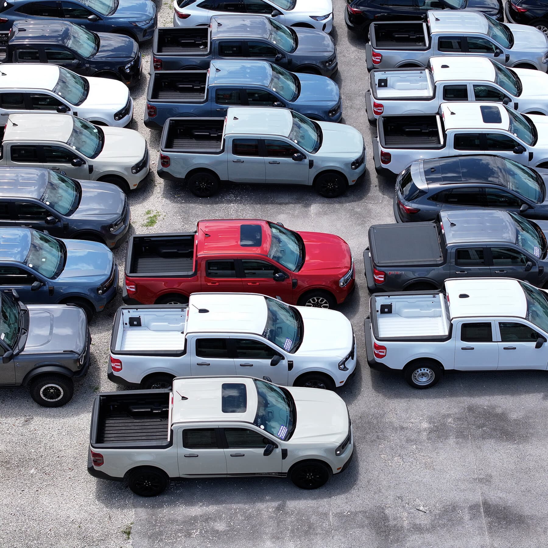 Ford Motor Company Reports $2.5 Billion Q1 2026 Net Income Driven by Tariff Refund