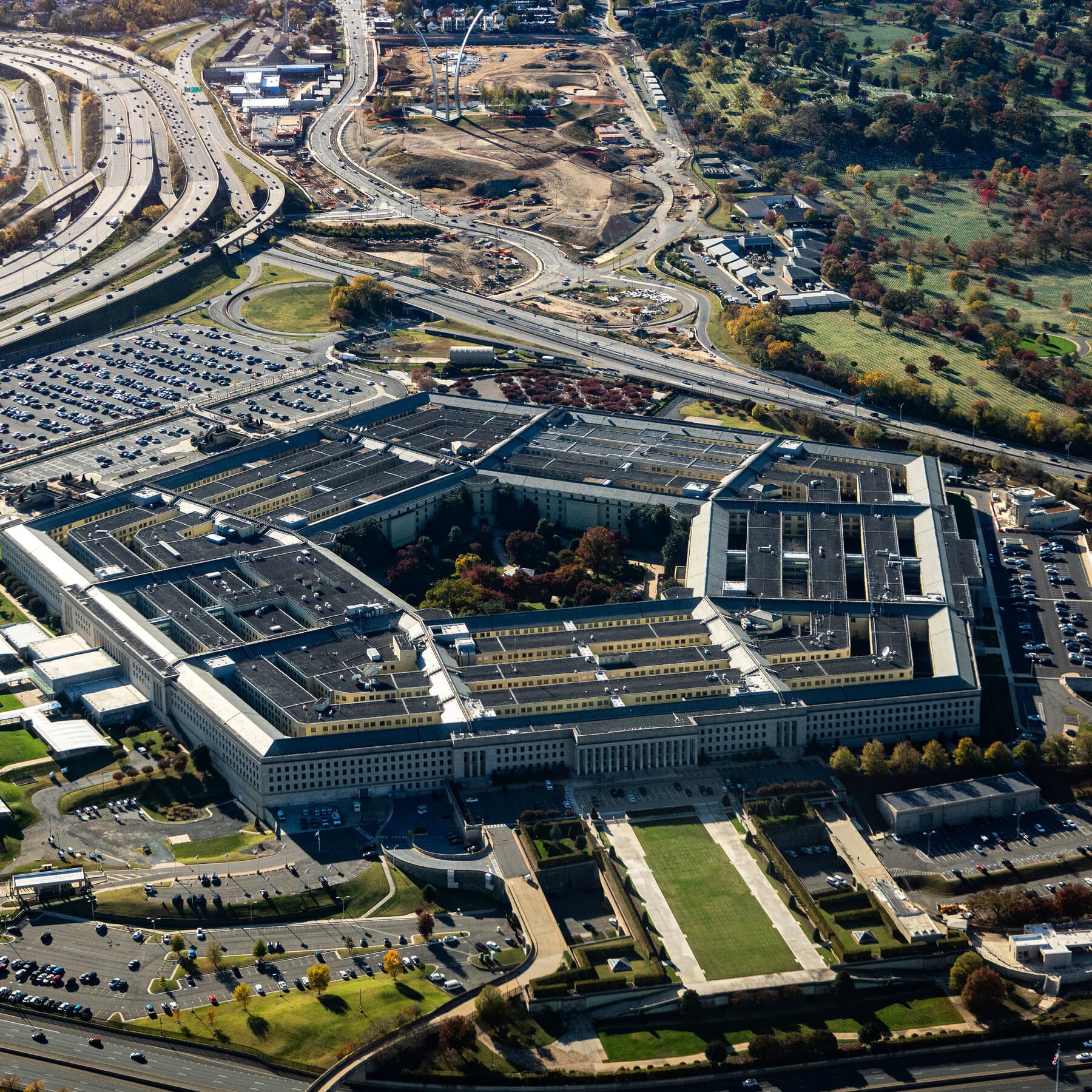 Pentagon Finalizes AI Integration Agreements with Seven Major Tech Firms