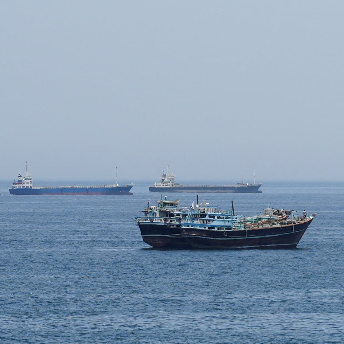France Deploys Aircraft Carrier Group to Red Sea Amid Strait of Hormuz Tensions