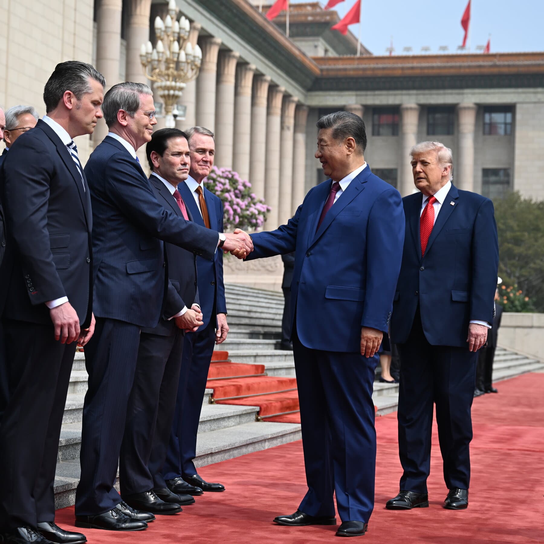 G7 finance ministers meeting in Paris to discuss economic issues.