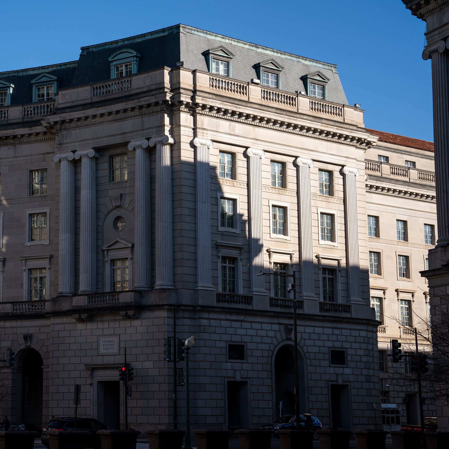 Trump Withdraws Lawsuit Against IRS to Establish $1.776 Billion Compensation Fund for Allies