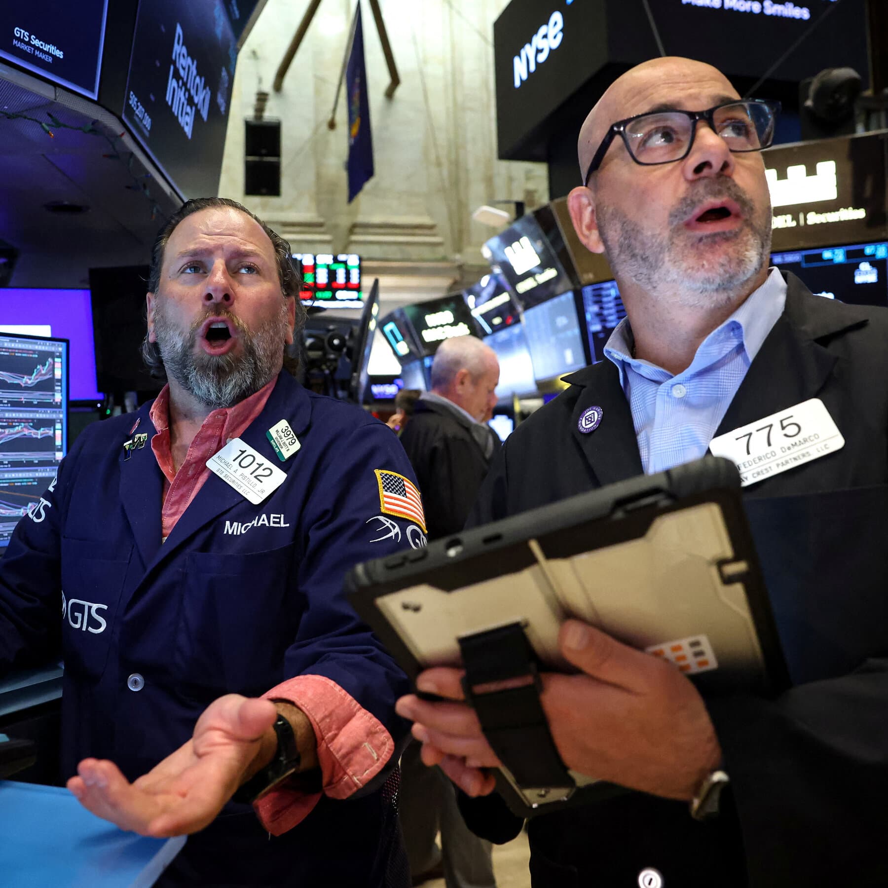 A graphic showing stock market declines with a focus on U.S.-Iran tensions and tech sector impacts.