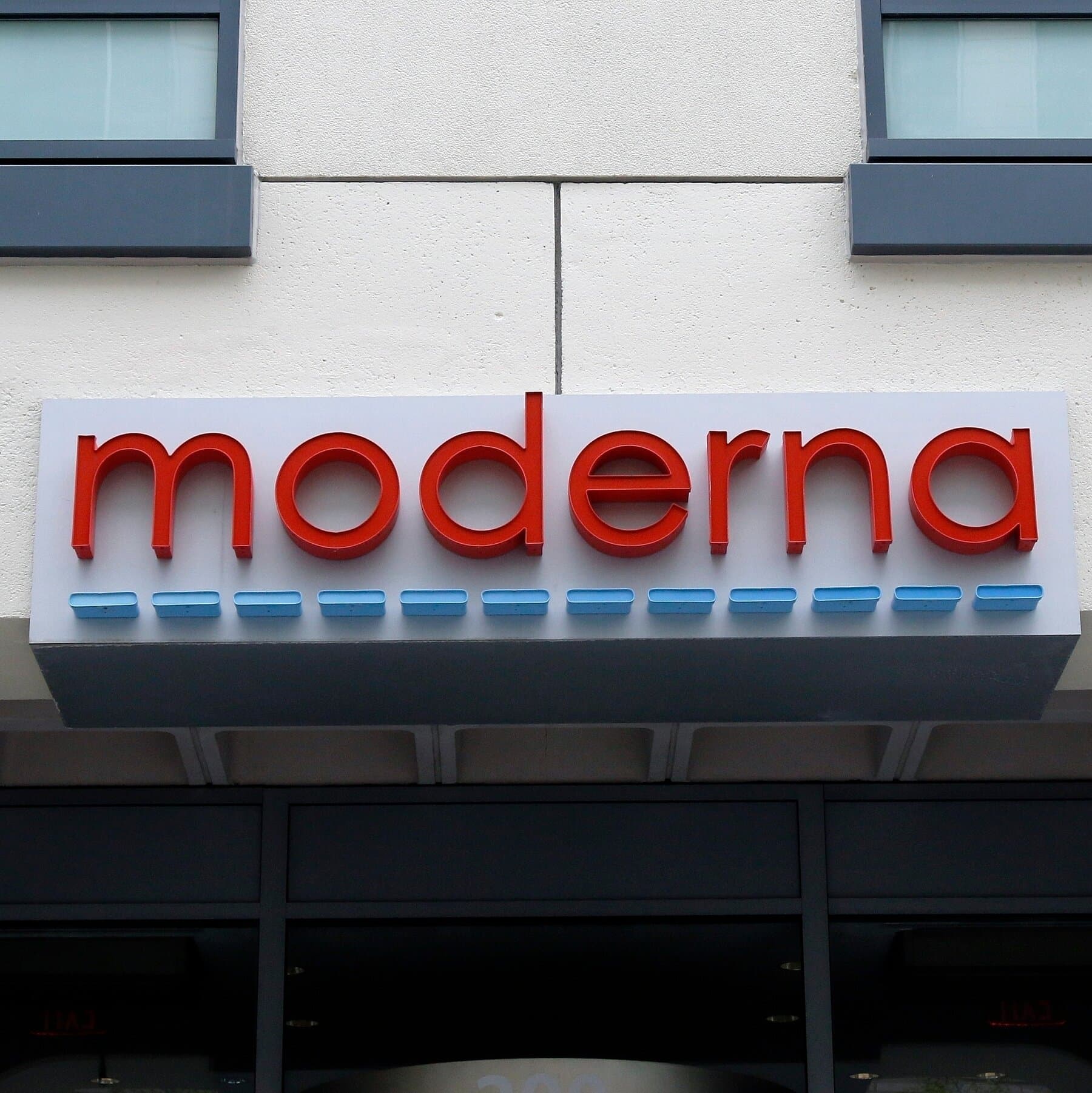 Moderna's mRNA flu vaccine approved by FDA for older adults