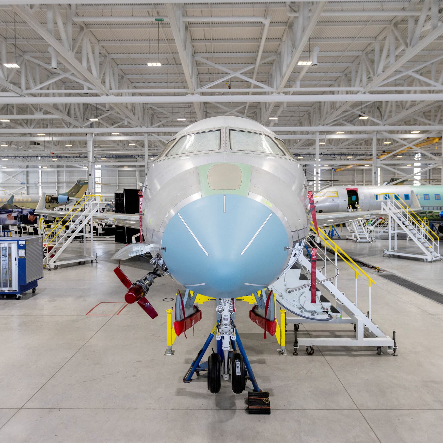 Infographic showing Bombardier's revenue breakdown, highlighting the U.S. market share.