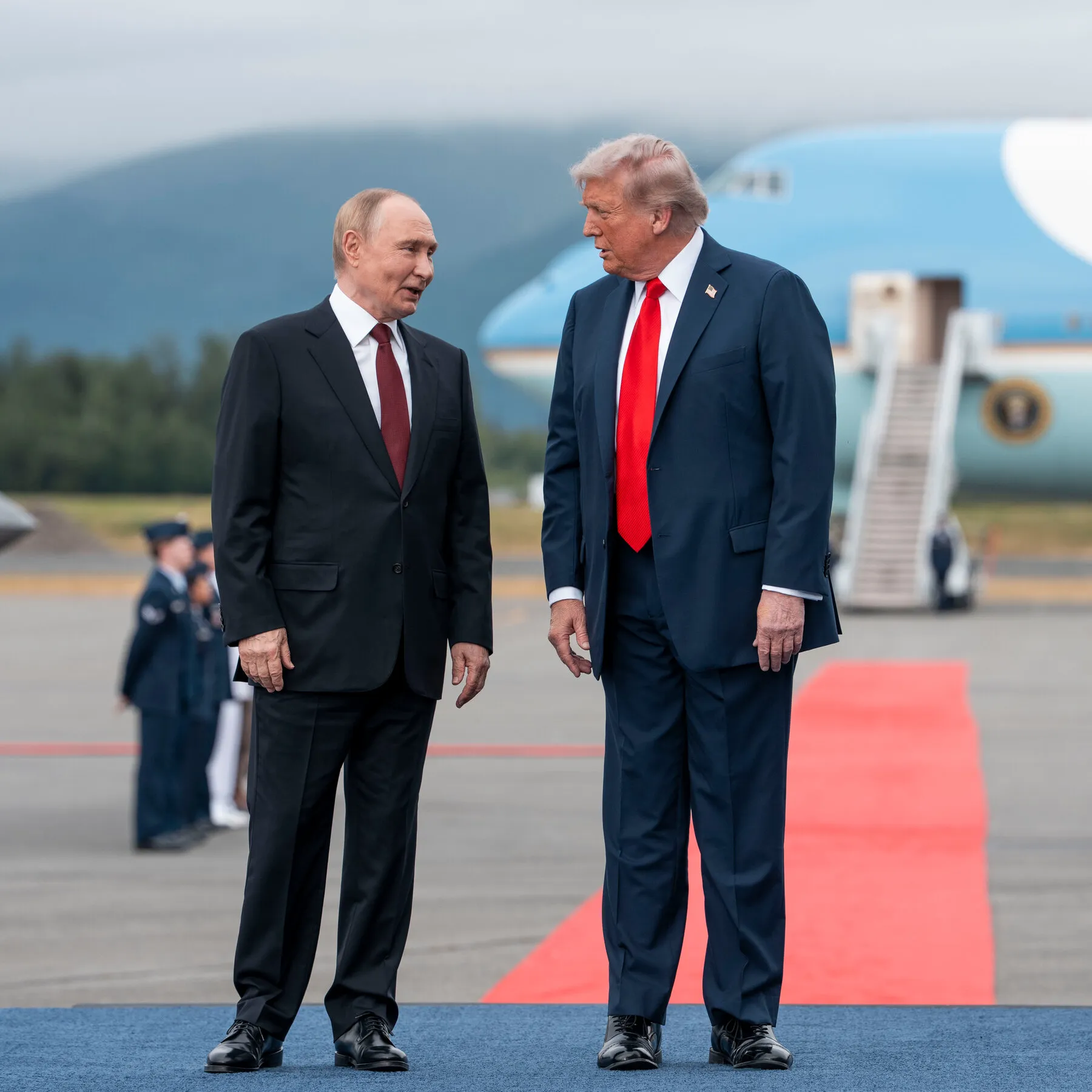 Trump Administration Waives Sanctions on Russia to Address Rising Fuel Prices