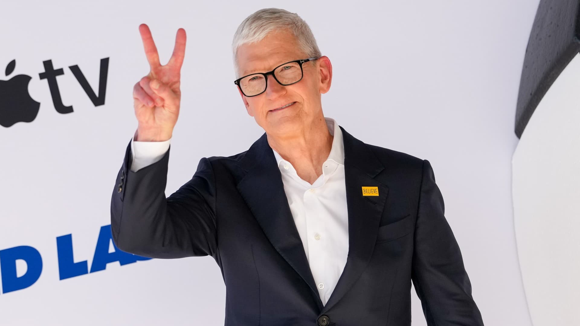 Tim Cook discussing supply chain challenges during an earnings call